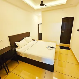 apsara-residency-perintalmanna.kerala-hotels.net/